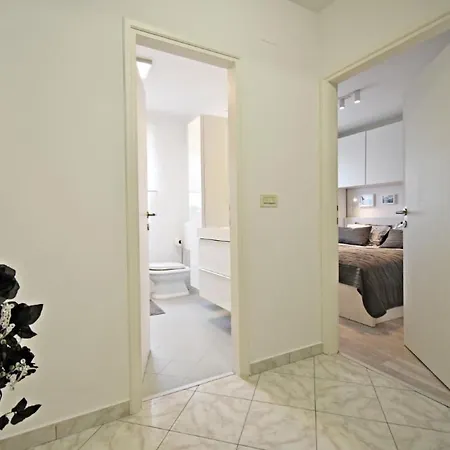 Martha Apartment
